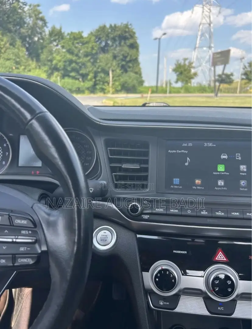 Hyundai Elantra 2019 Blanc