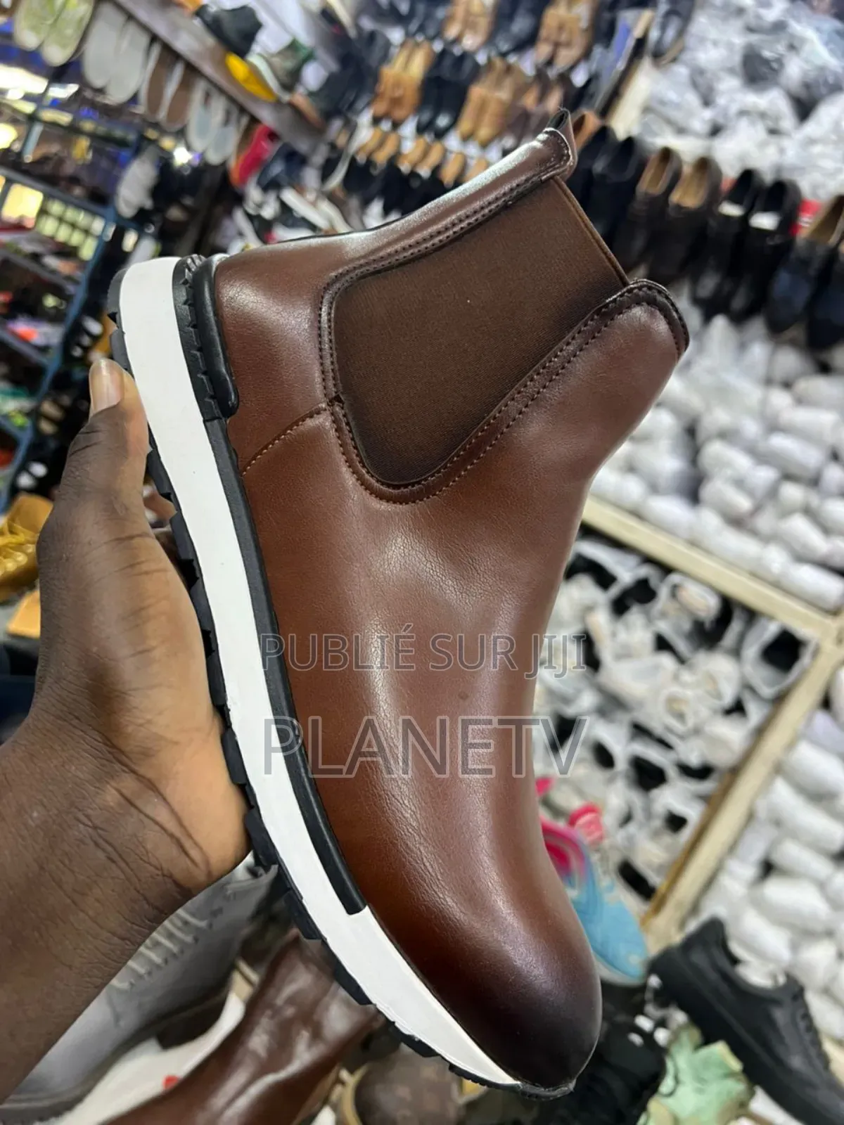 Chaussure Montante Disponible by GNF