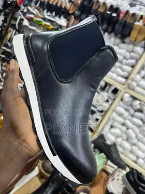 Chaussure Montante Disponible by GNF