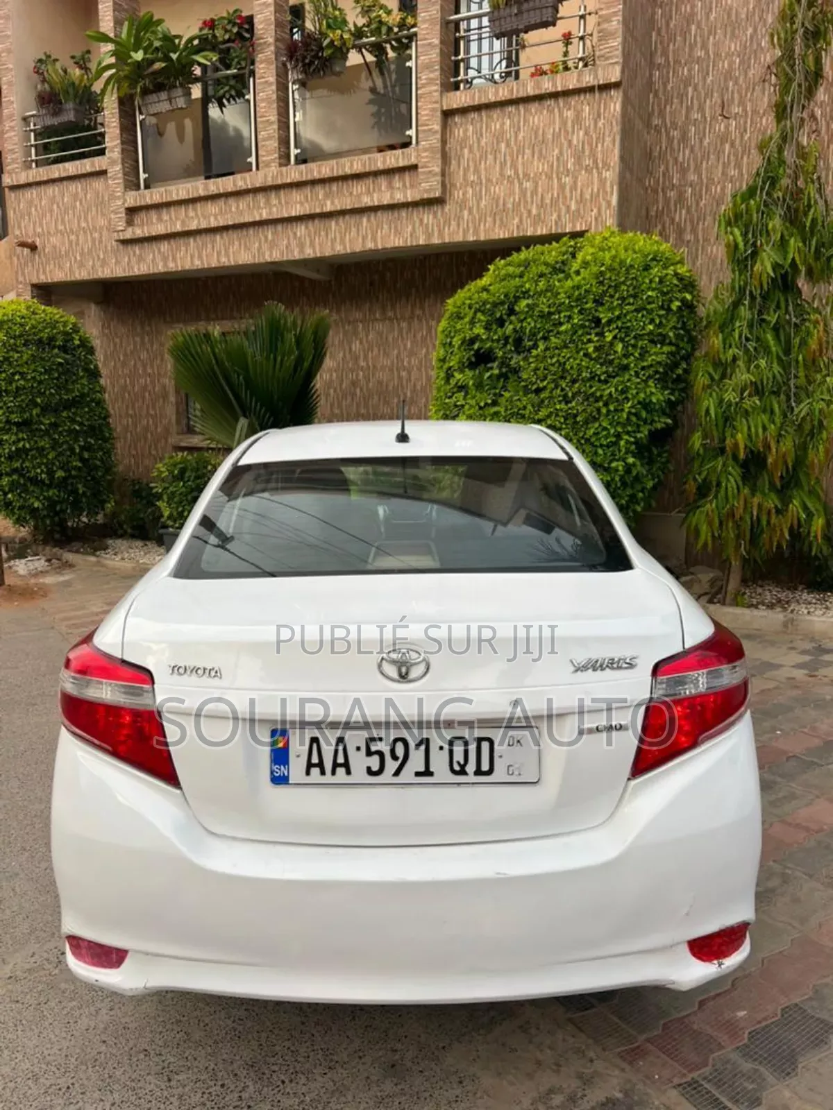 Toyota Yaris L Hatchback 5dr 2018 Blanc