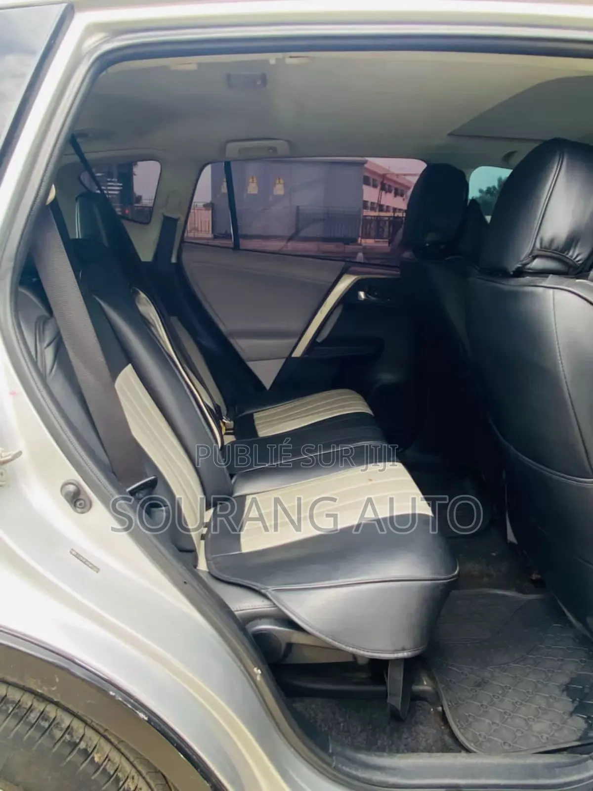 Toyota RAV4 Limited AWD (2.5L 4cyl 6A) 2013 Gris