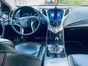 Hyundai Grandeur 2.2 CRDi 2011 Black