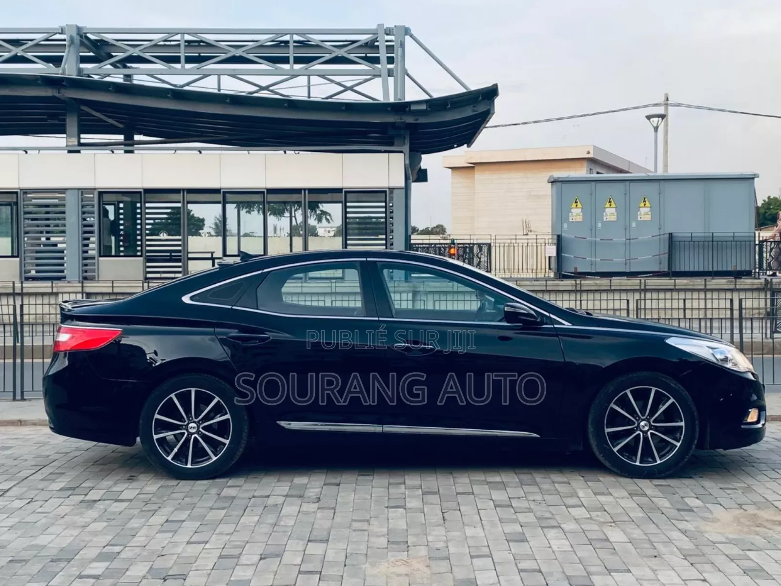 Hyundai Grandeur 2.2 CRDi 2011 Black