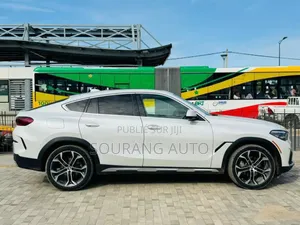 BMW X6 xDrive40i 2021 Blanc