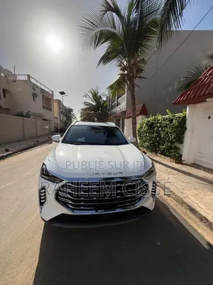 Photo - Jetour X70 Plus 2021 Blanc