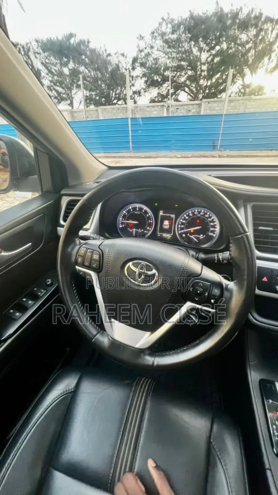 Toyota Highlander SE 4x4 V6 (3.5L 6cyl 8A) 2018 Gris