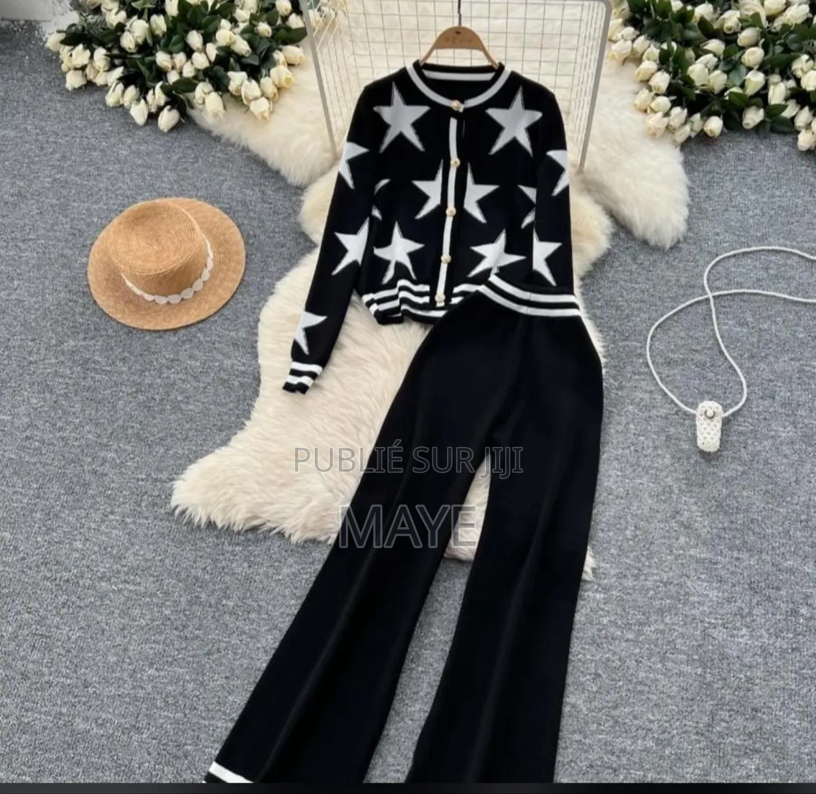 Des Très Jolie Ensemble