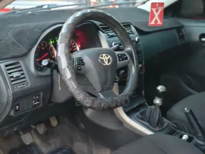 Toyota Corolla 2012 Black