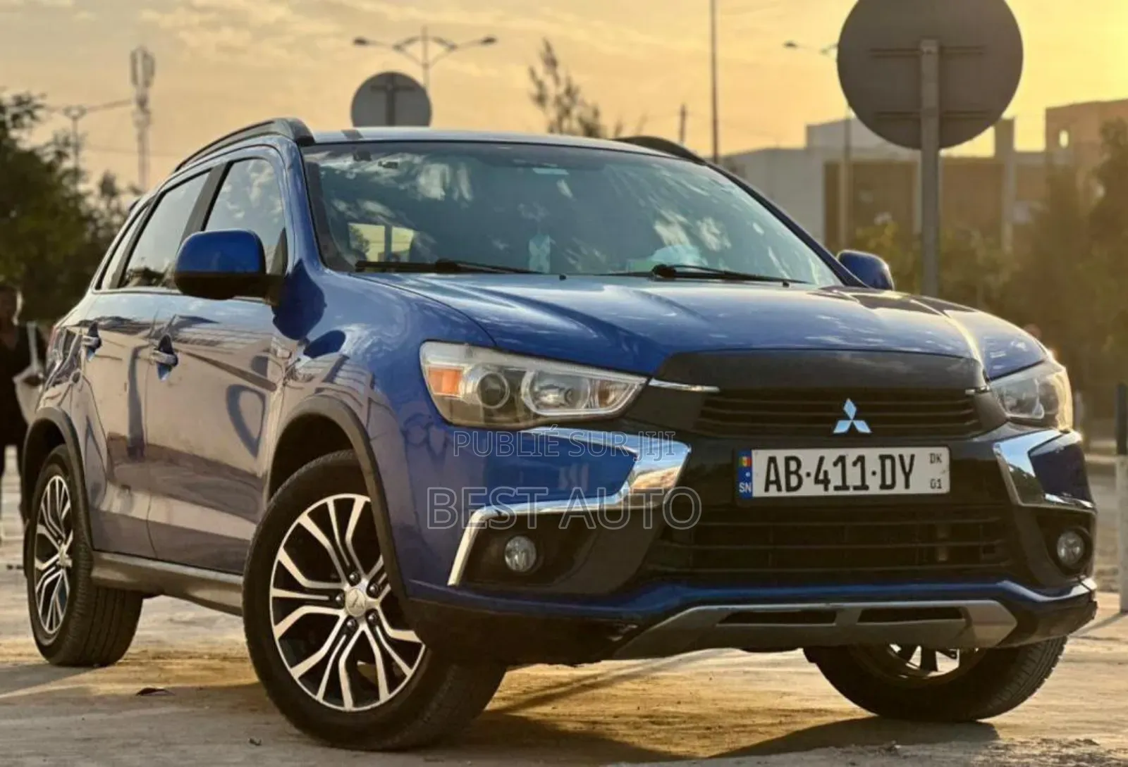 Mitsubishi RVR 2017 Blue