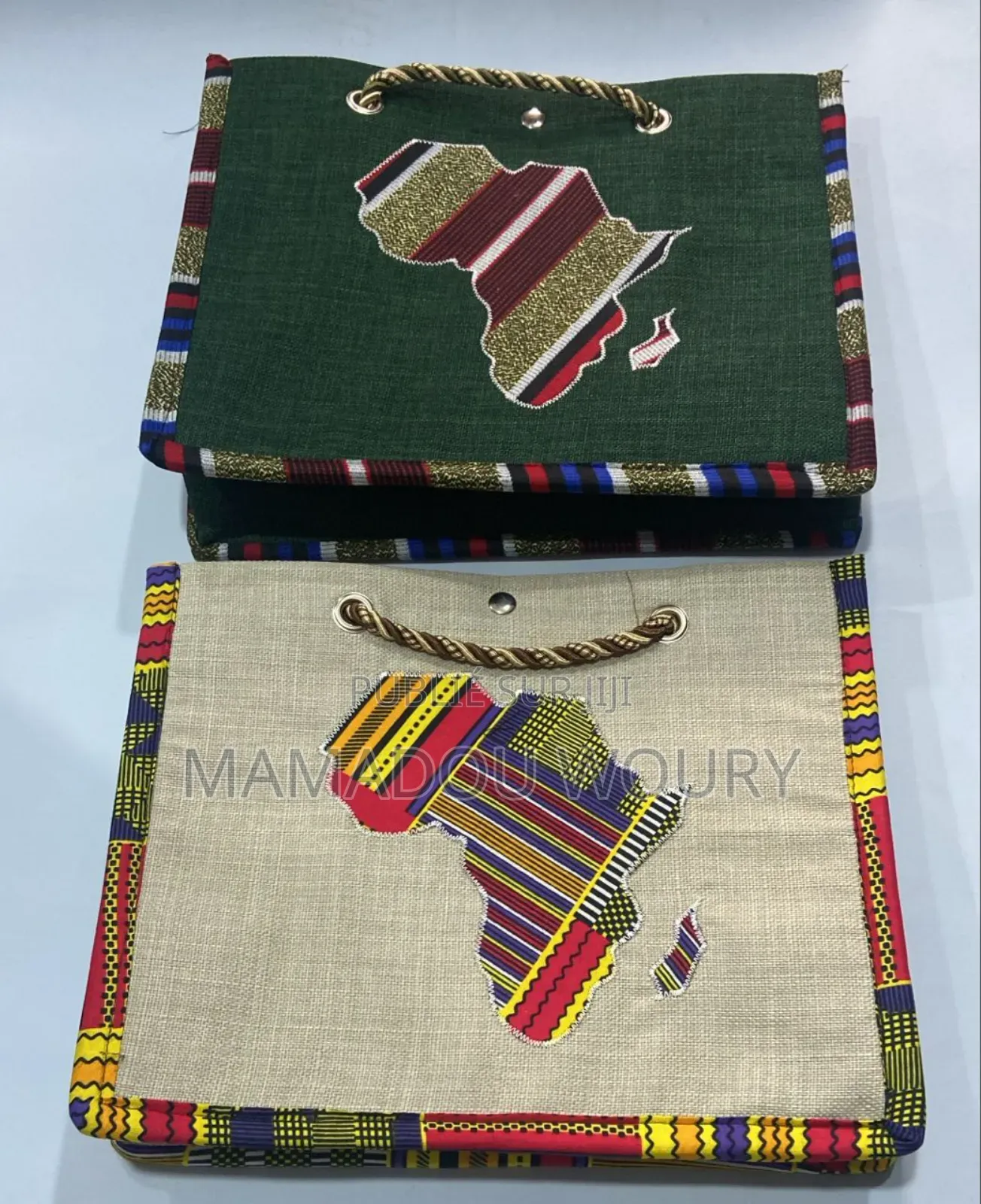 Sacs Artisanaux Disponibles Au