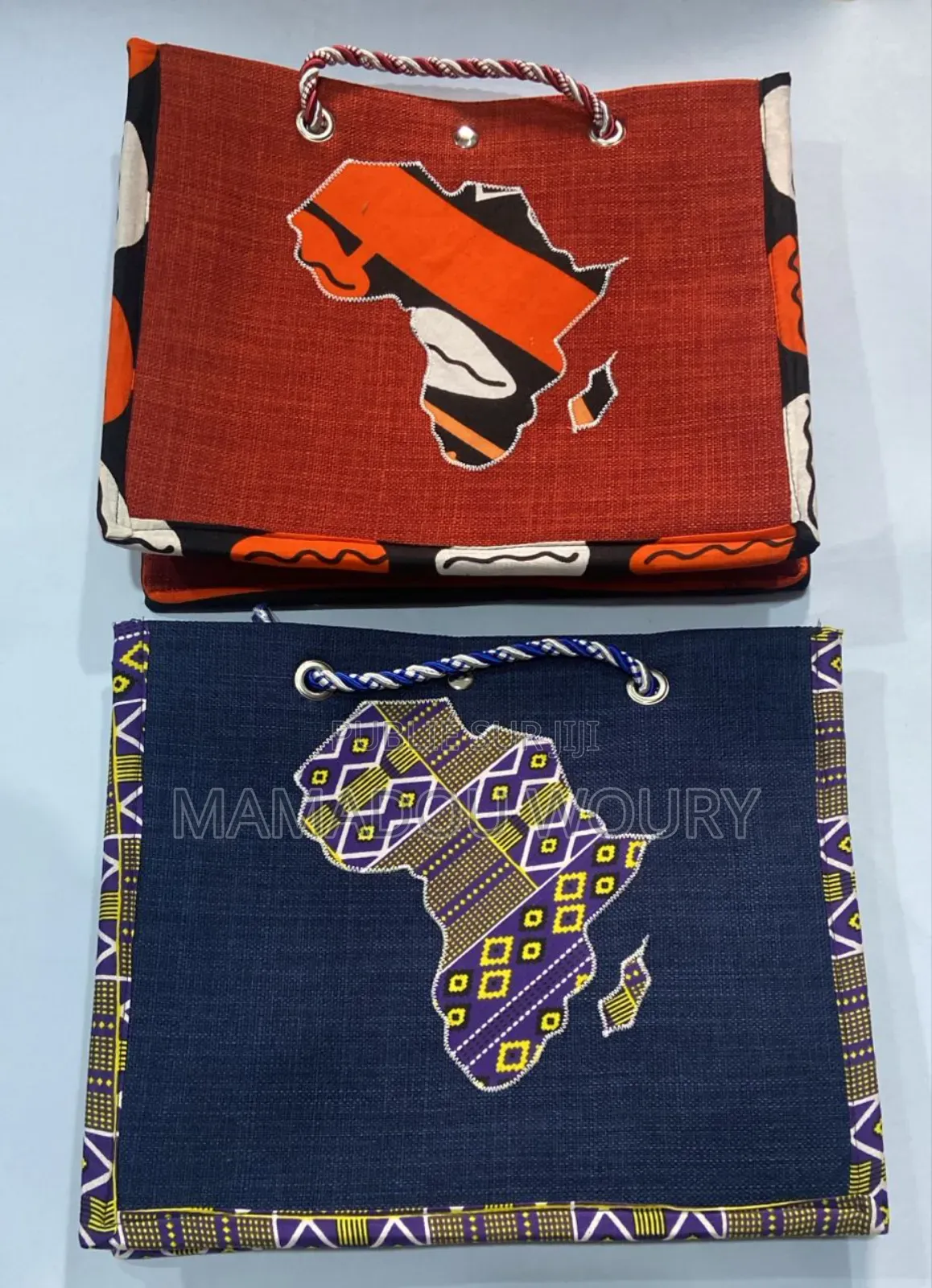 Sacs Artisanaux Disponibles Au