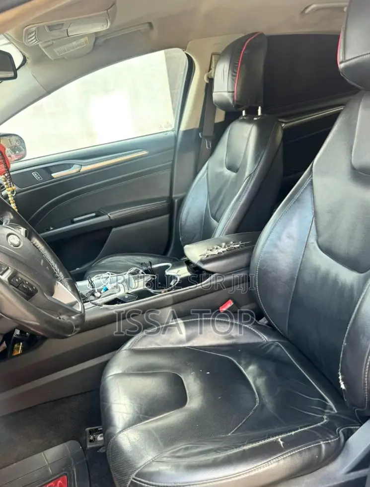 Ford Fusion 2014 Rouge