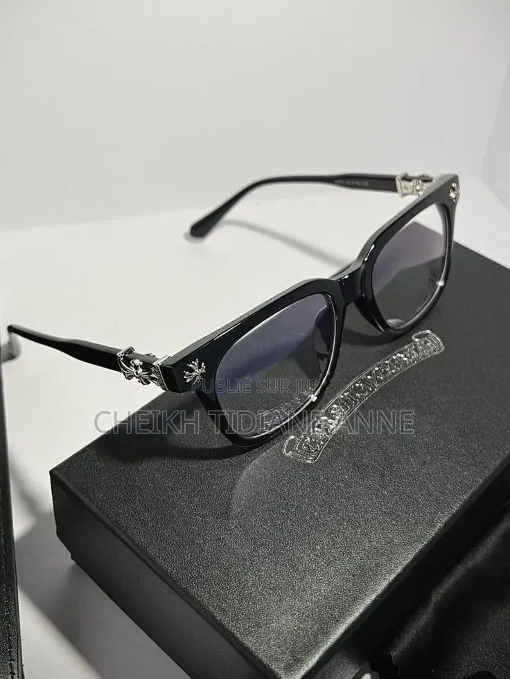 Lunettes Chrome Hearts