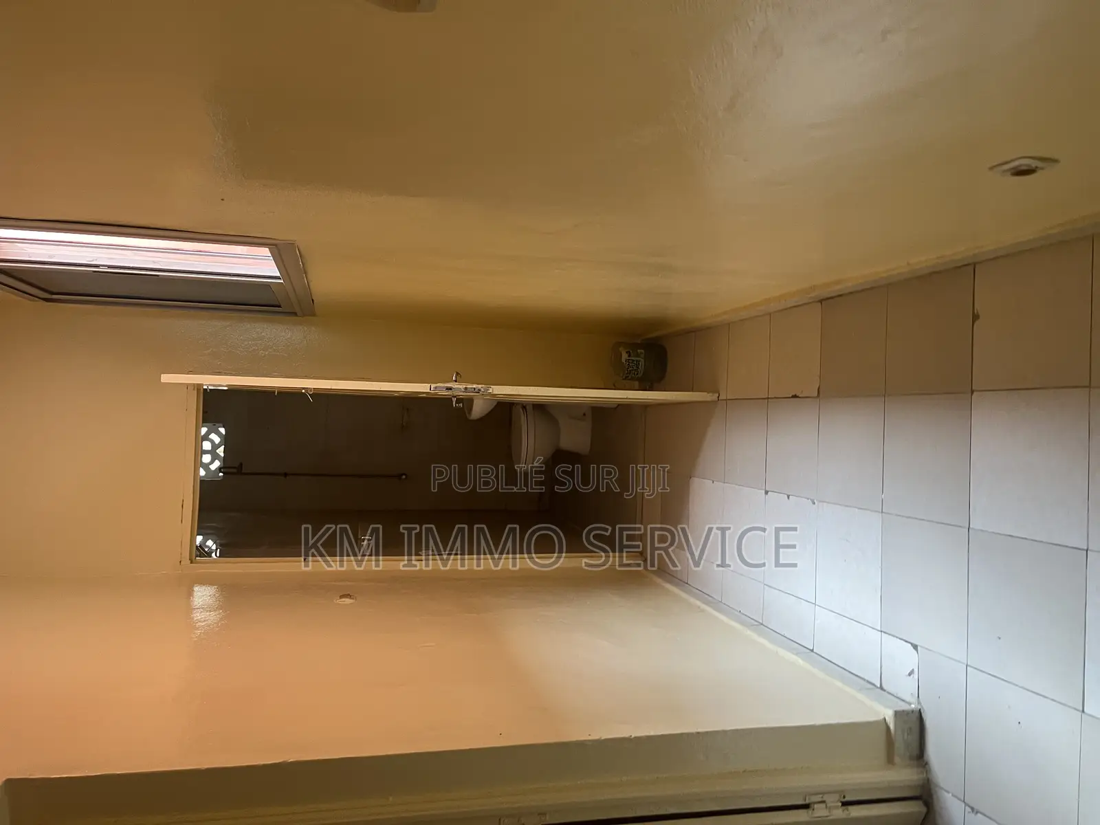 3chbre Appartement dans Mariste, Région de Dakar à Vendre