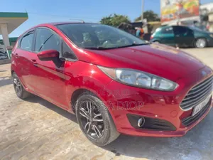 Ford Fiesta S Hatchback 2016 Rouge