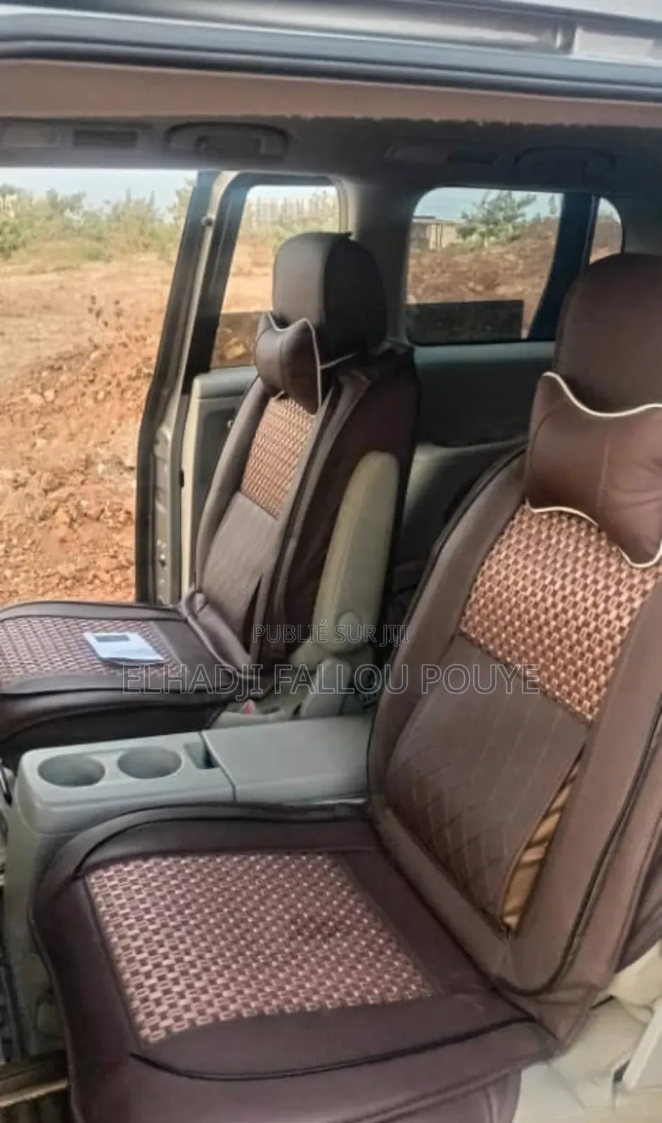 Nissan Quest 2012 Doré