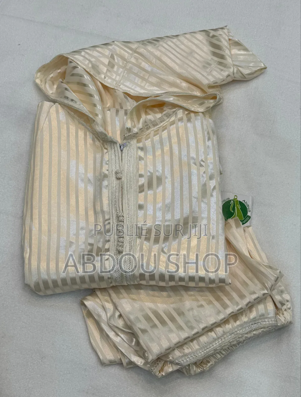 Ensemble Jallabé Disponible