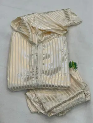 Ensemble Jallabé Disponible