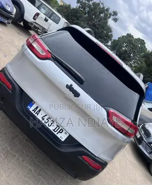 Jeep Cherokee 2015 Gris