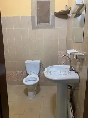 2chbre Appartement dans Ouakam à Louer