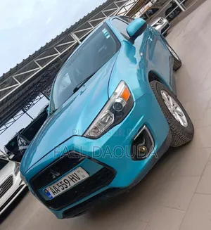 Mitsubishi RVR 2014 Blue