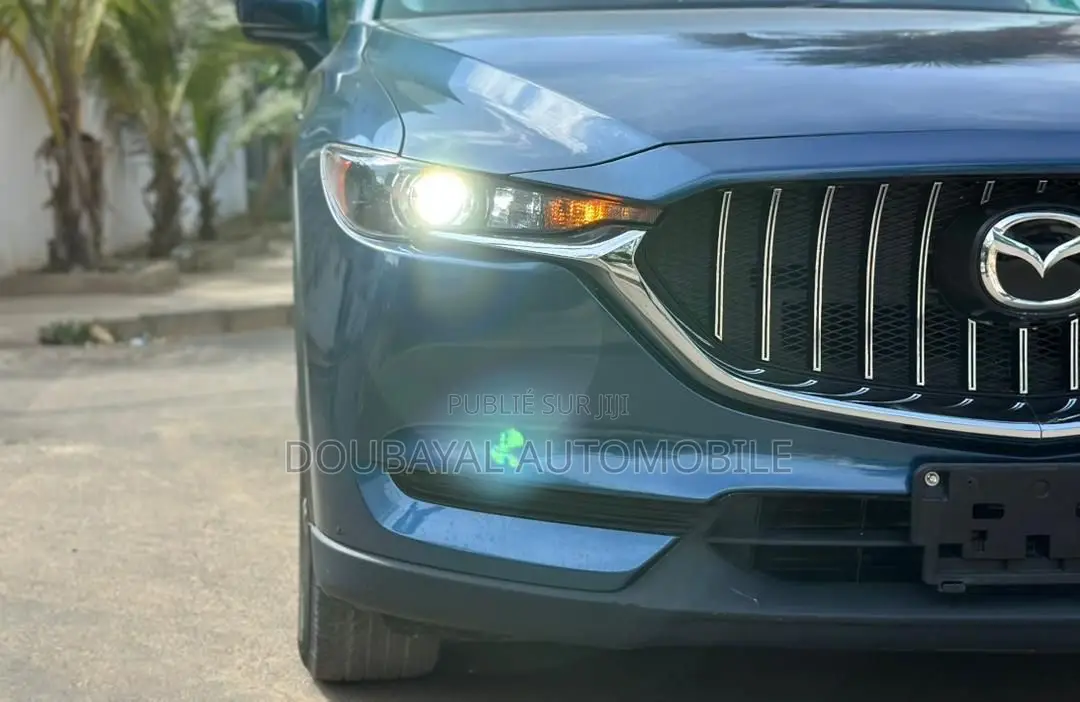 Mazda CX-5 Touring AWD 2018 Blue