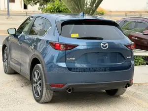 Mazda CX-5 Touring AWD 2018 Blue
