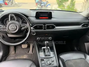 Mazda CX-5 Touring AWD 2018 Blue