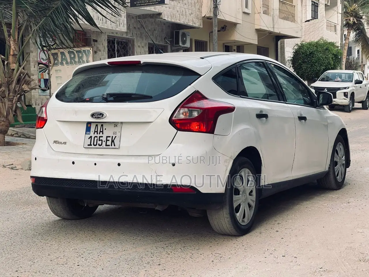 Ford Focus S Sedan FWD (2.0L 4cyl 5M) 2012 Blanc