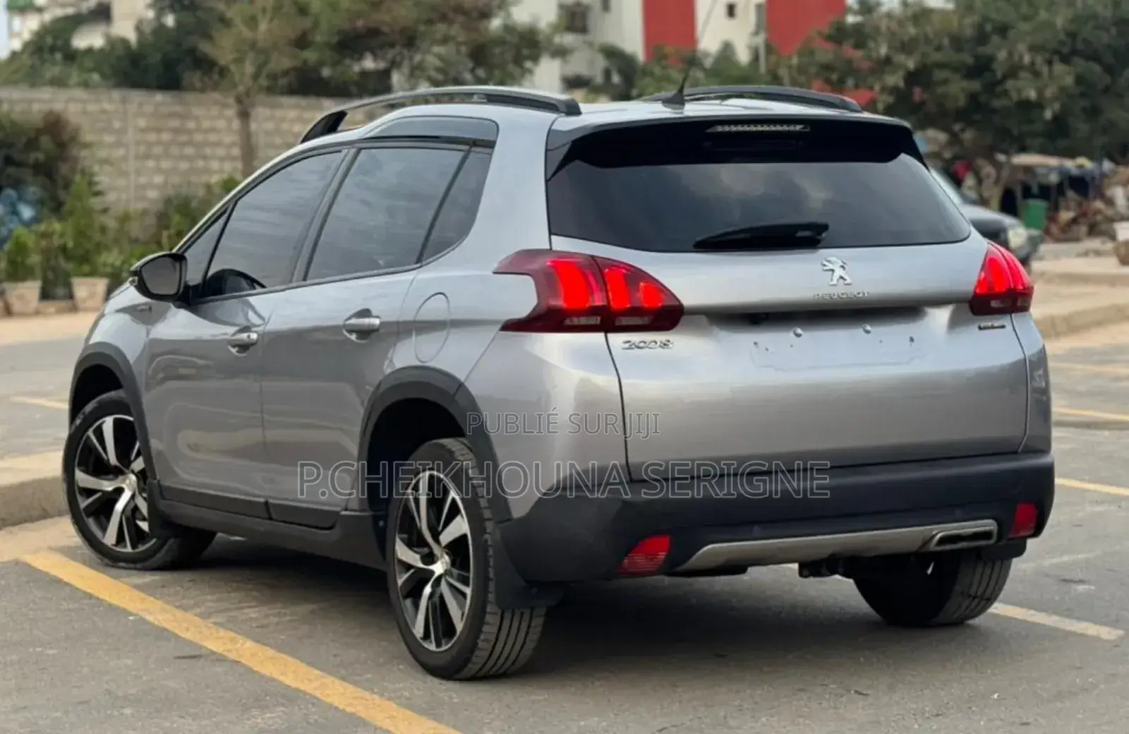 Peugeot 2008 2018 Argenté