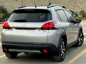Peugeot 2008 2018 Gris