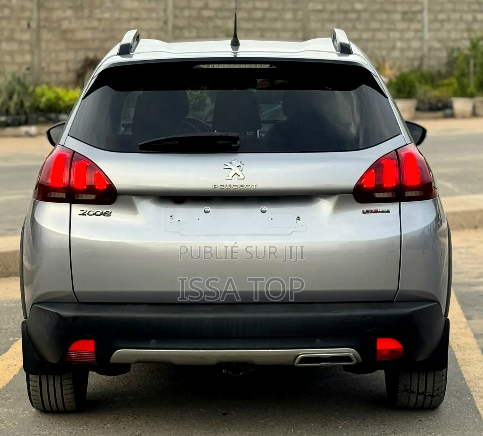 Peugeot 2008 2018 Gris
