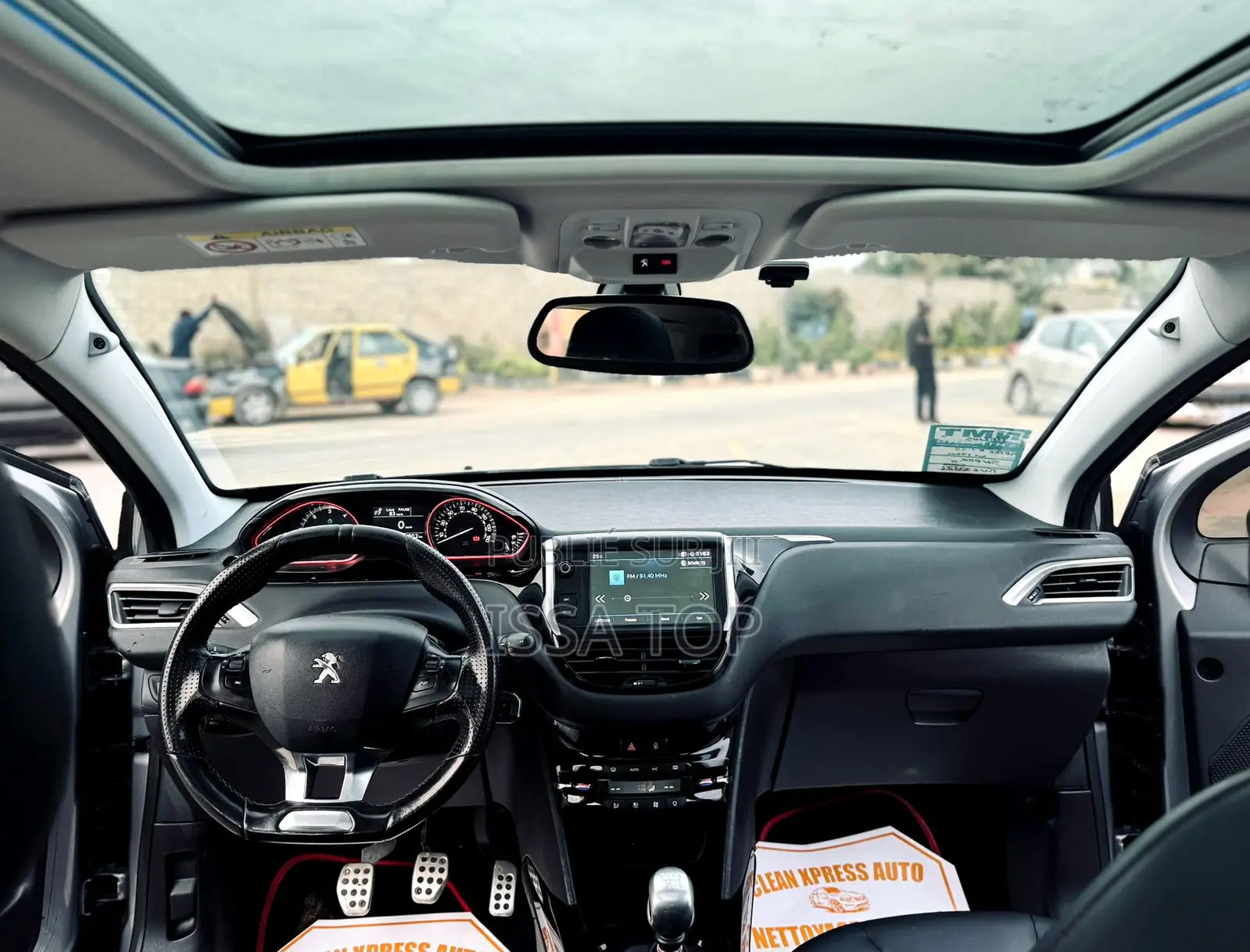 Peugeot 2008 2018 Gris