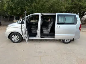 Hyundai Starex 2017 Gris