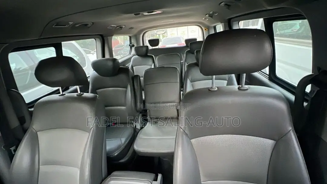 Hyundai Starex 2017 Gris