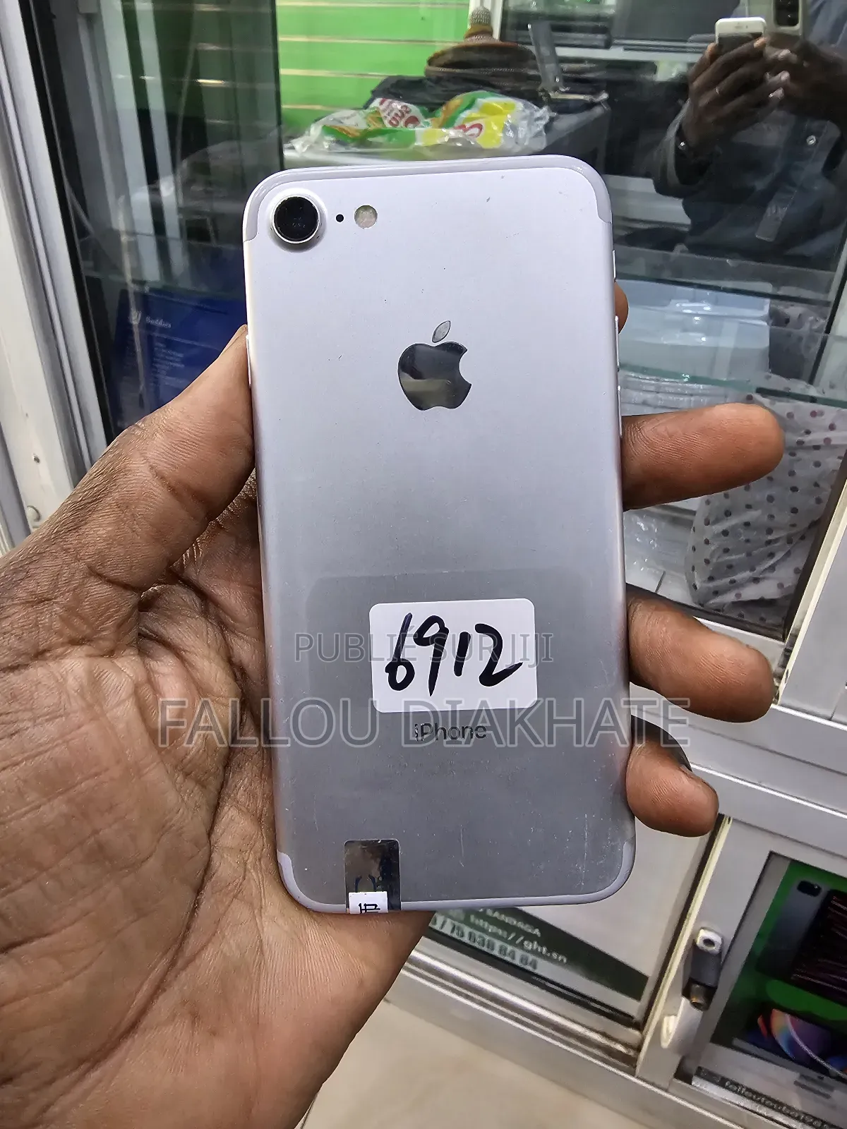 New Apple iPhone 7 32 GB Blanc