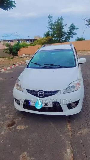 Photo - Mazda 5 2014 Blanc