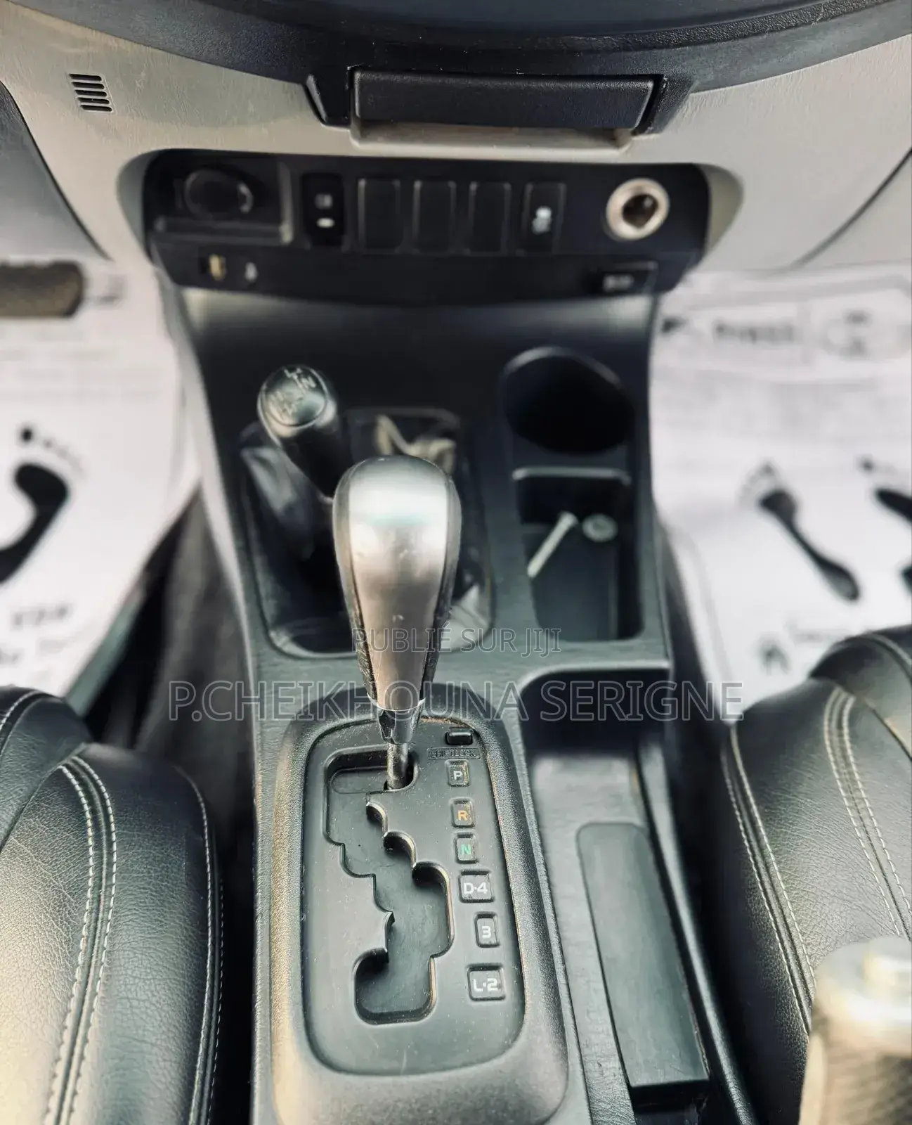 Toyota Hilux 2016 Black