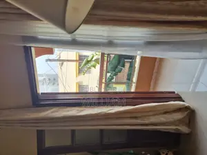 Furnished 1chbre Studio dans Appartement Meublé, Fann-Point E-Amitié