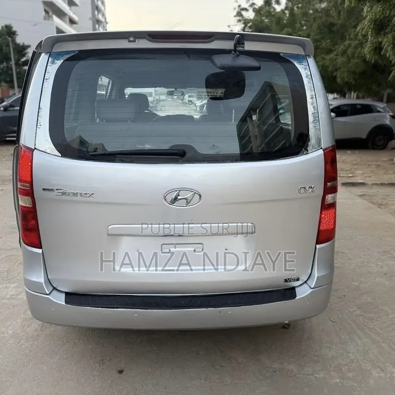 Hyundai Starex 2017 Gris