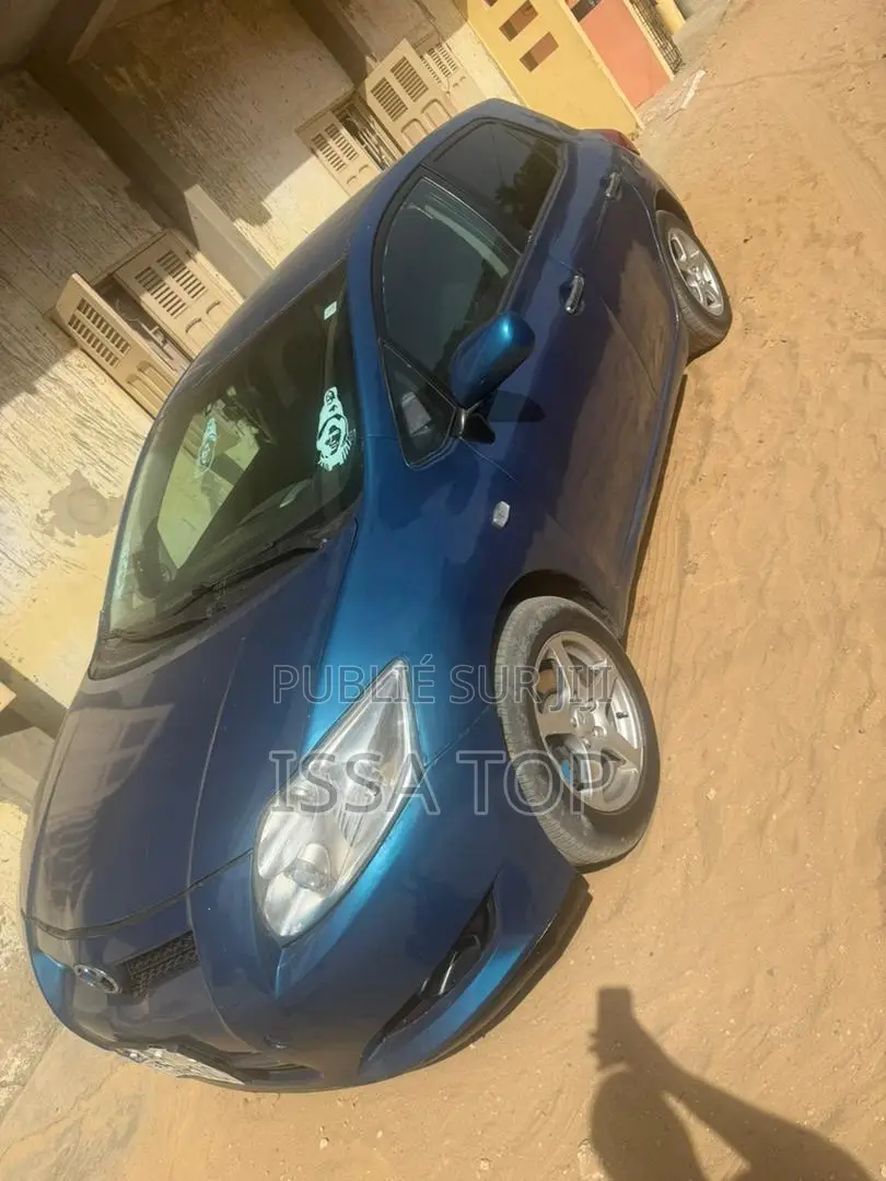 Toyota Auris 2009 Blue