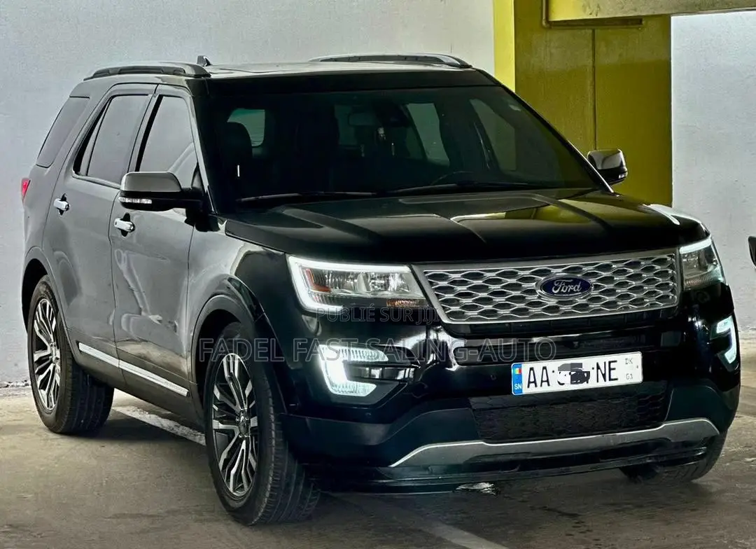 Ford Explorer Platinum 4dr 4x4 (3.5L 6cyl 6A) 2017 Black