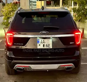 Ford Explorer Platinum 4dr 4x4 (3.5L 6cyl 6A) 2017 Black