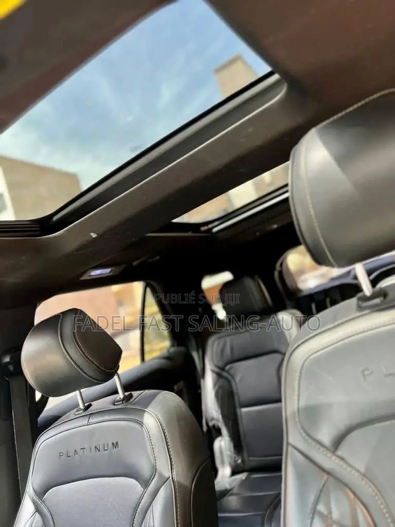 Ford Explorer Platinum 4dr 4x4 (3.5L 6cyl 6A) 2017 Black