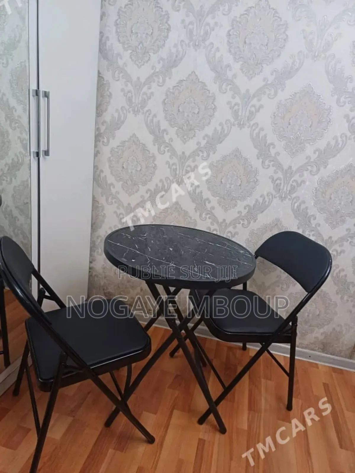 Table De Salle À Manger Avec 2 Chaise