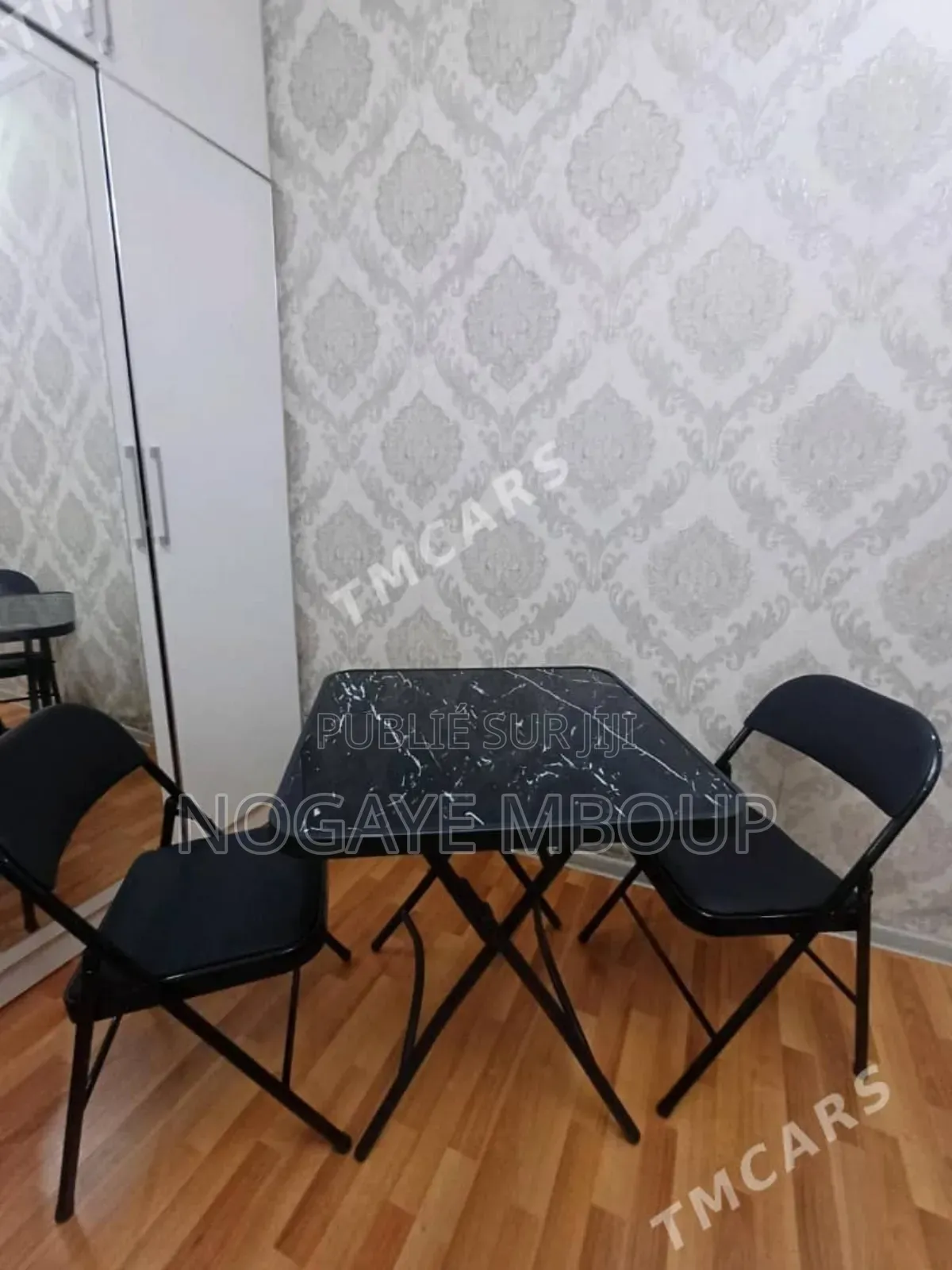 Table De Salle À Manger Avec 2 Chaise