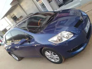 Photo - Toyota Auris 1.4 VVTi 2008 Blue