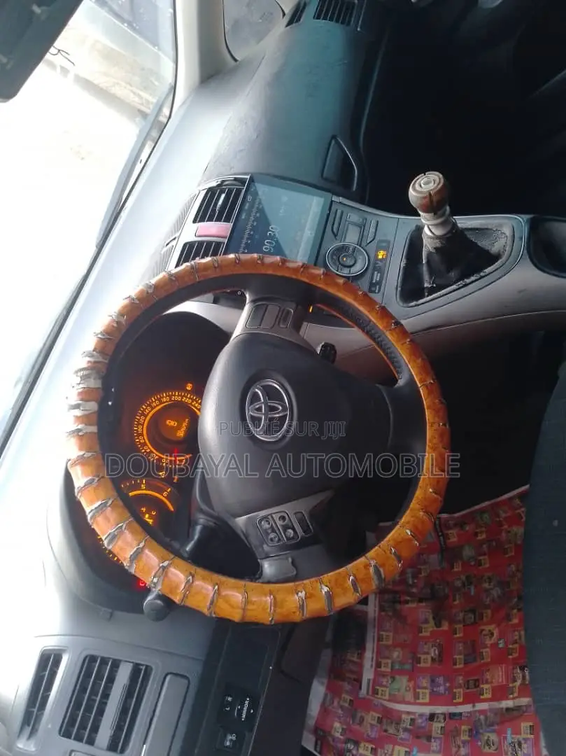 Toyota Auris 1.4 VVTi 2008 Blue