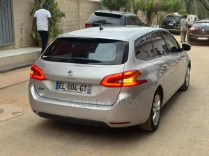 Peugeot 308 2016 Gris