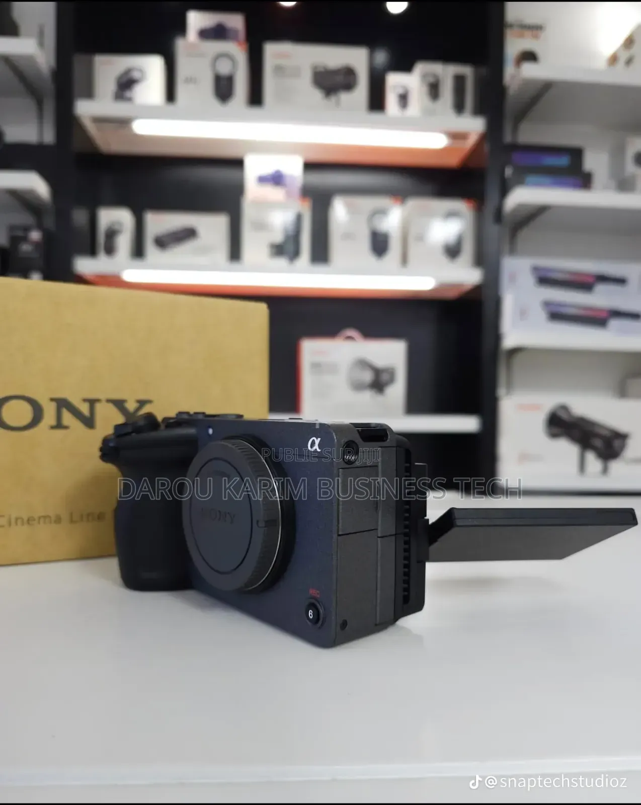 Le Sony Cinéma Line Fx30 Est Une Caméra De Cinéma Compacte